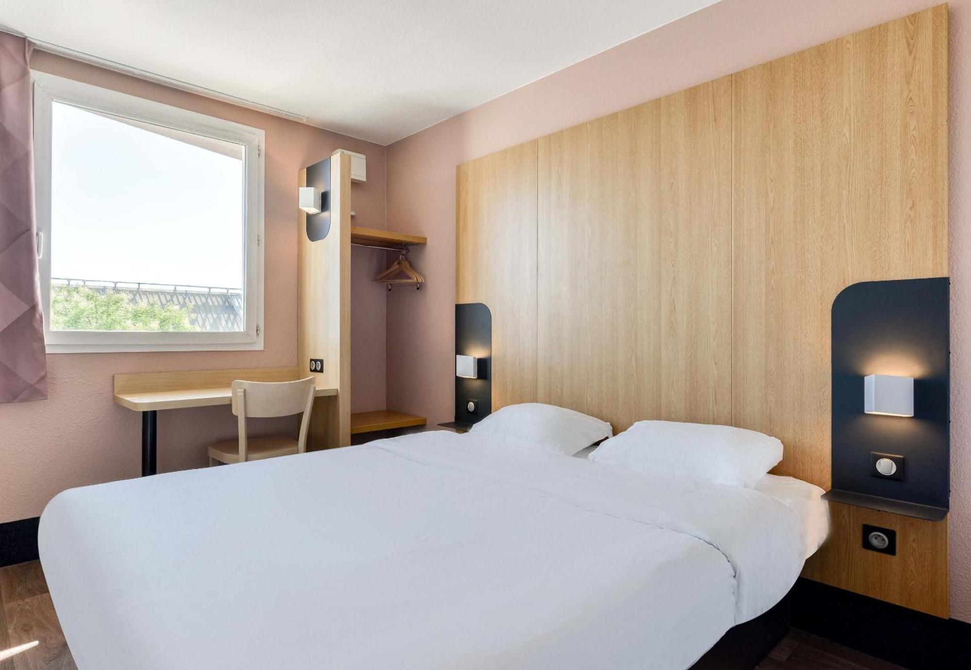 B&B Hotel Безьє Екстер'єр фото